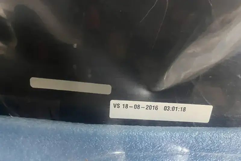 وین نامبر شیشه جلو ولوو xc90 (1) وین نامبر شیشه جلو ولوو xc90 (1)