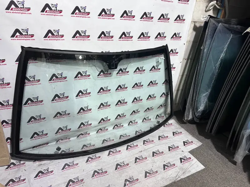 شیشه جلو پراید ۱۳۲ تمام رنگی شیشه جلو پراید ۱۳۲ تمام رنگی