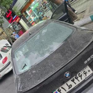 شیشه عقب بی ام و E90