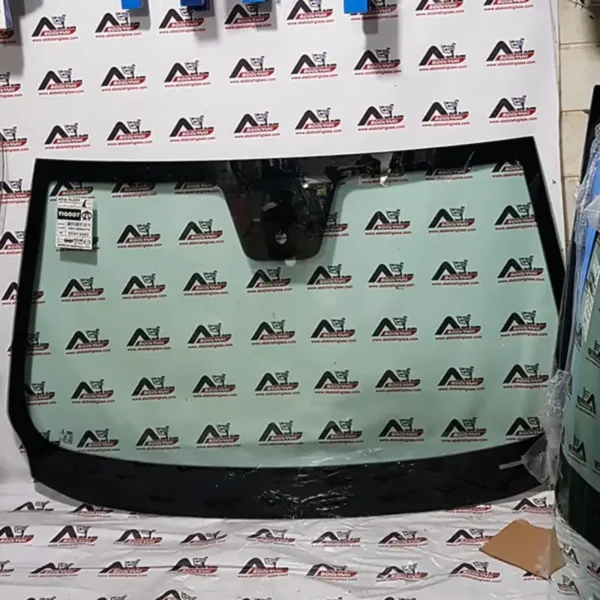 شیشه جلو ام وی ام X55 (2)