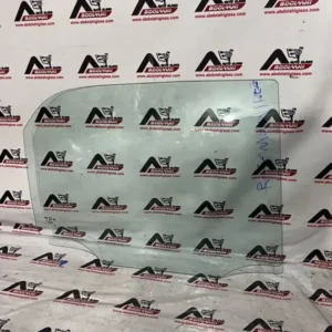 شیشه درب ام وی ام 110 اس درب جلو راست (1)