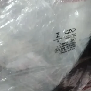 نصب و تعویض شیشه جلو ام وی ام 110 (1)