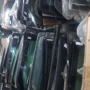 قیمت شیشه عقب فولکس واگن آی دی یونیکس